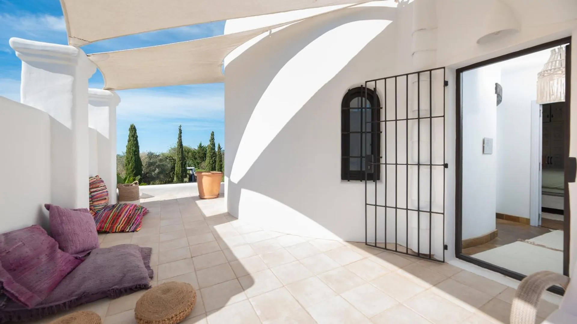 Can Verru San Antonio  Vila San Antonio (Ibiza)